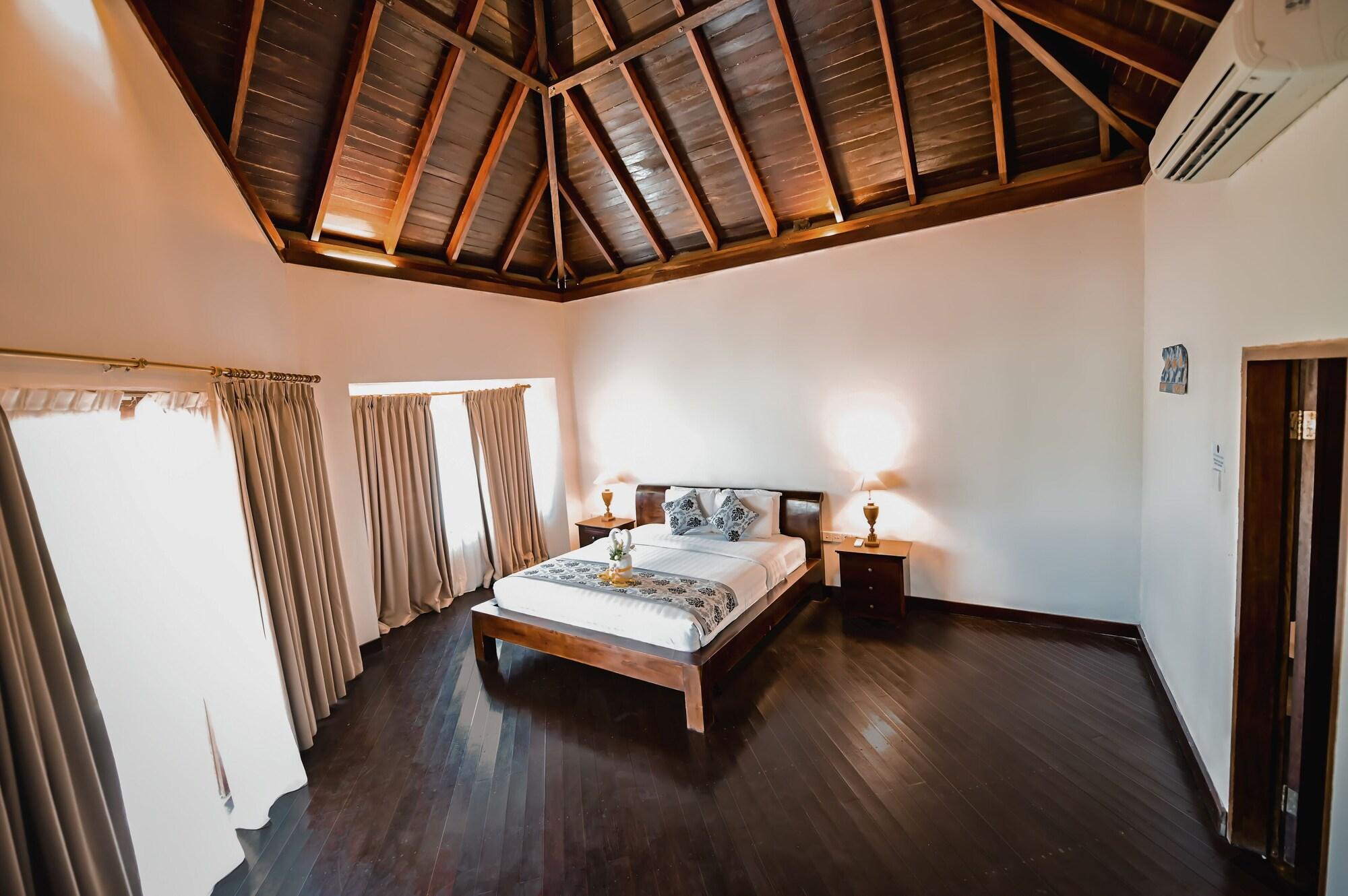 Royal Regantris Villa Karang Gili Air Esterno foto