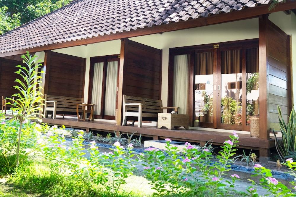 Royal Regantris Villa Karang Gili Air Esterno foto